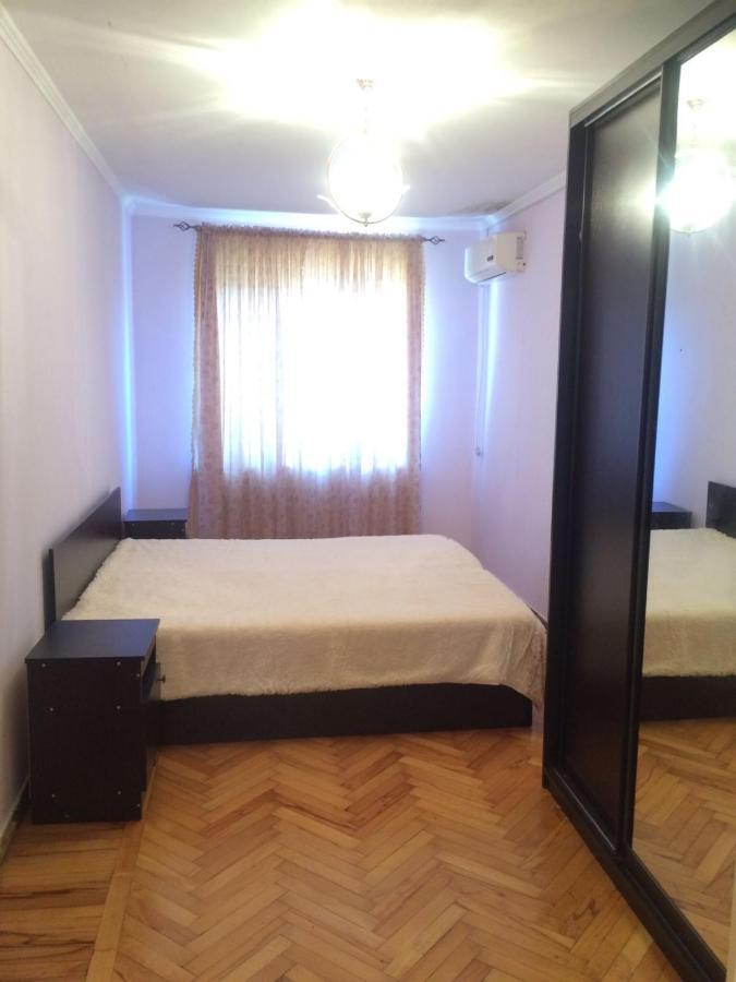Квартира У Моря В Сухуме Szuhumi Kültér fotó